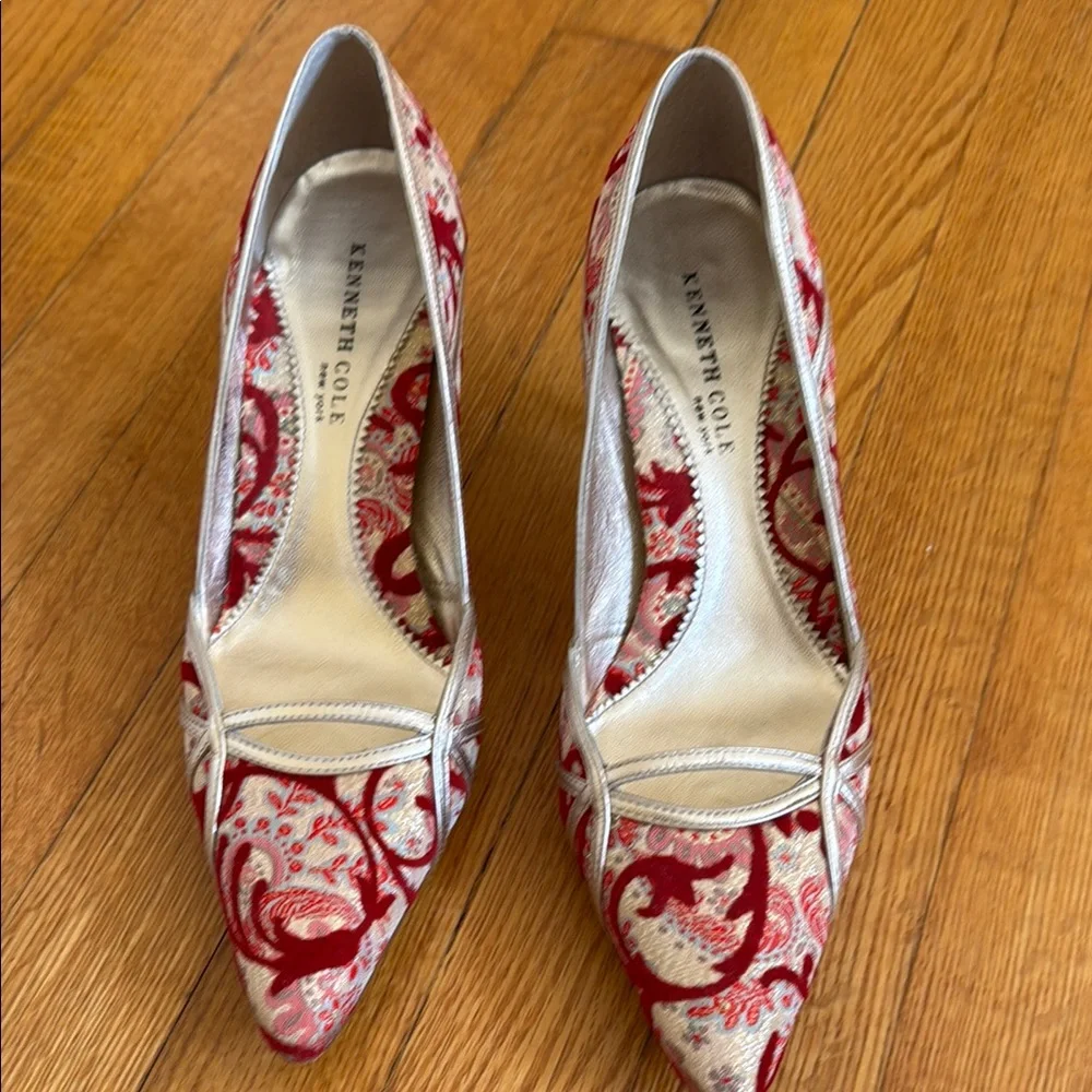 Kenneth Cole Red, Gold and Cream Heels with Artistic Flair